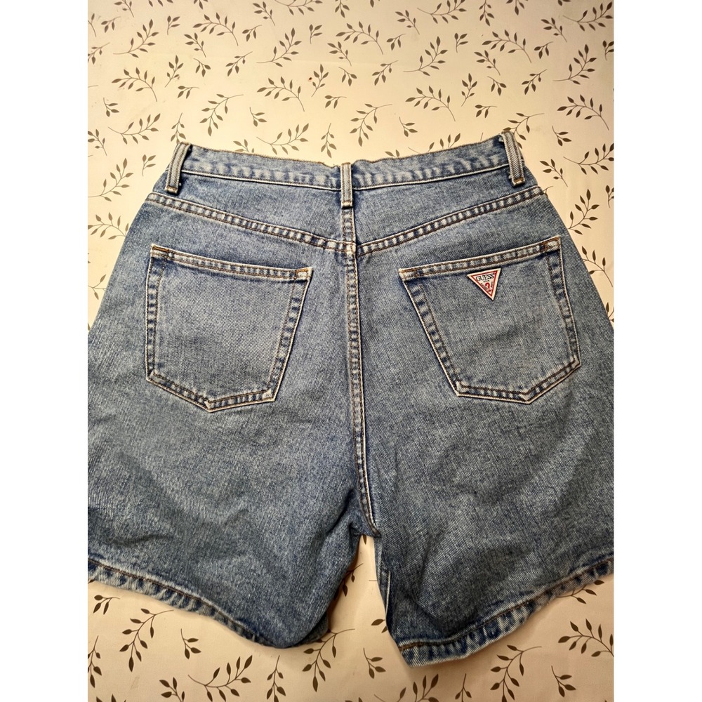 Vintage Guess Jeans Light Wash Denim High Waisted Shorts Size 30 Style 10929 90s